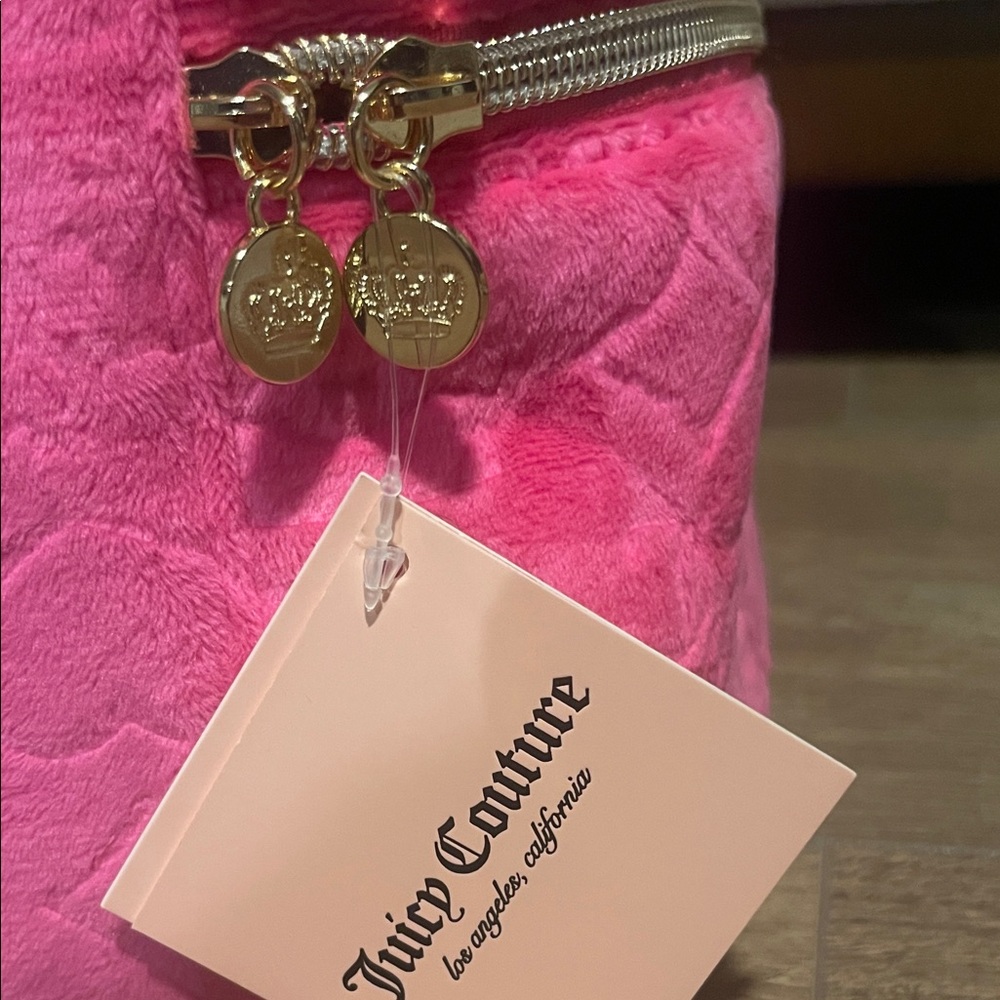 Juicy Couture Pink and Gold Cosmetic Bag - Picture 4 of 6